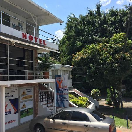 Hotel Yellow Maraya, Pereira Exterior foto