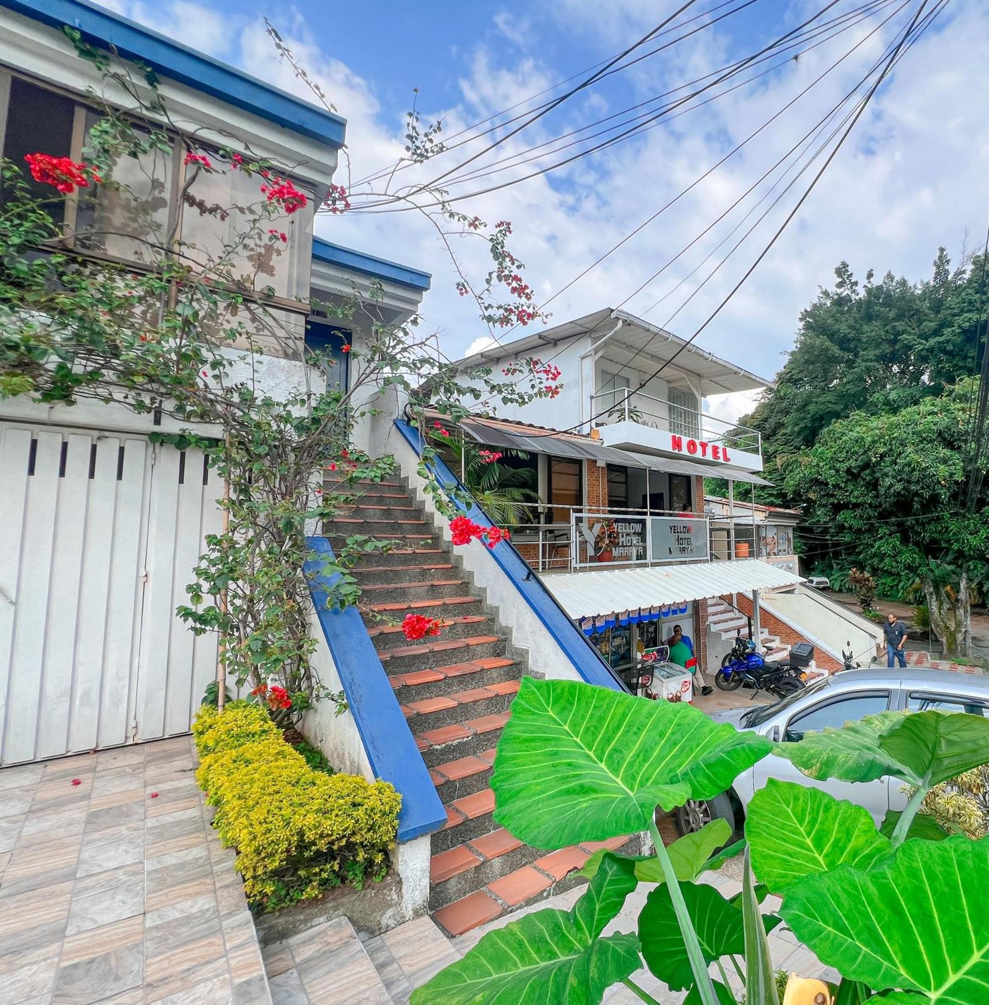 Hotel Yellow Maraya, Pereira Exterior foto