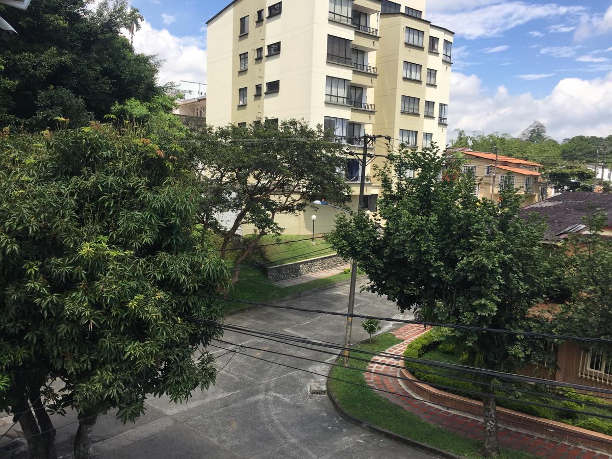 Hotel Yellow Maraya, Pereira Exterior foto